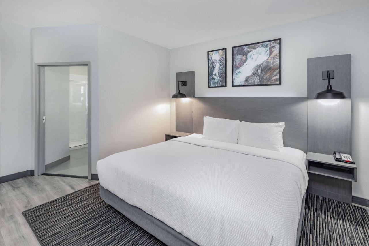 La Quinta Inn & Suites By Wyndham Ardmore Εξωτερικό φωτογραφία